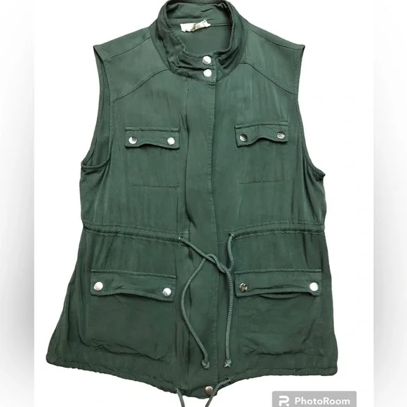 Army Green Olive Utility Vest by entro - Picture 3 of 9